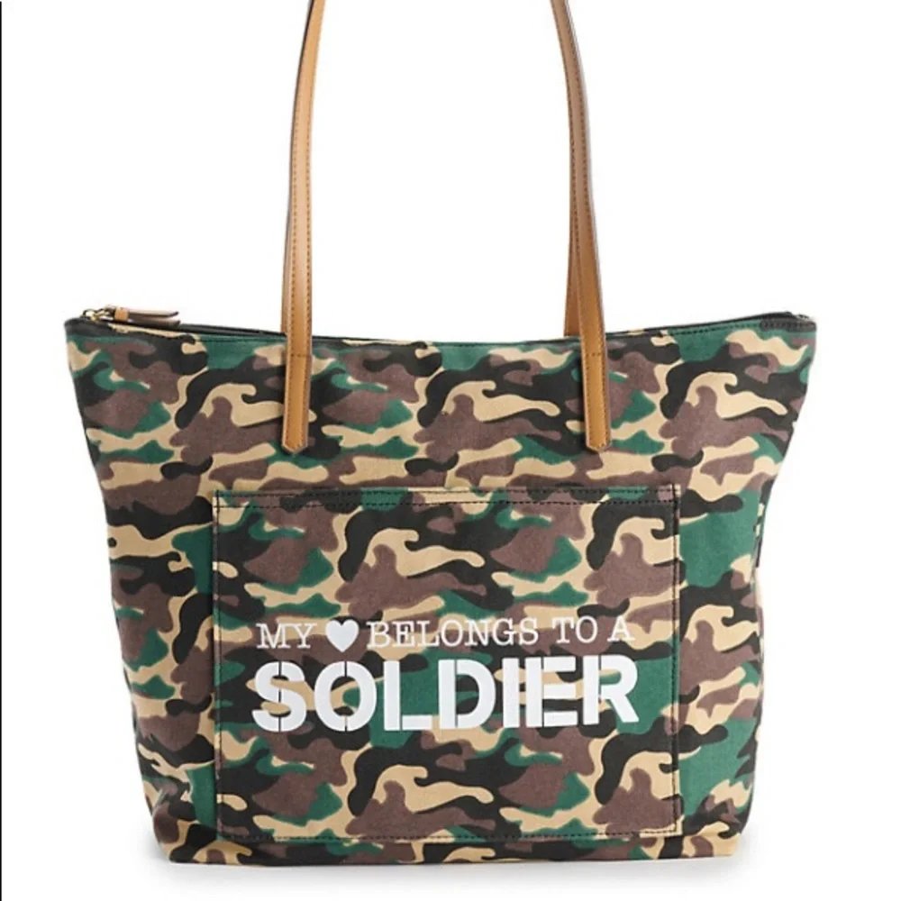NWT- Camouflage “My 💝 Belongs to a Solider” Canvas Tote Bag - Picture 1 of 4